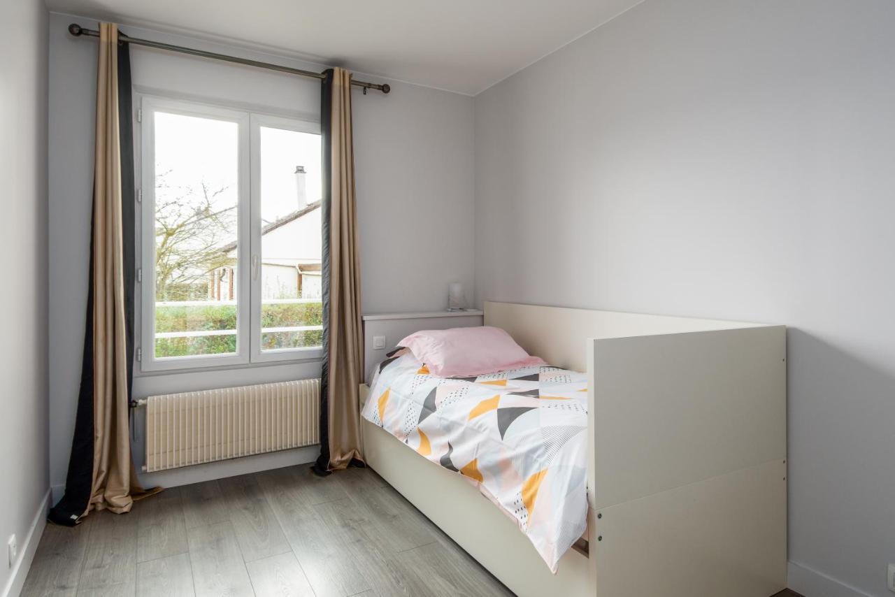 2 Bed House Near Disneyland Paris Montry Ngoại thất bức ảnh